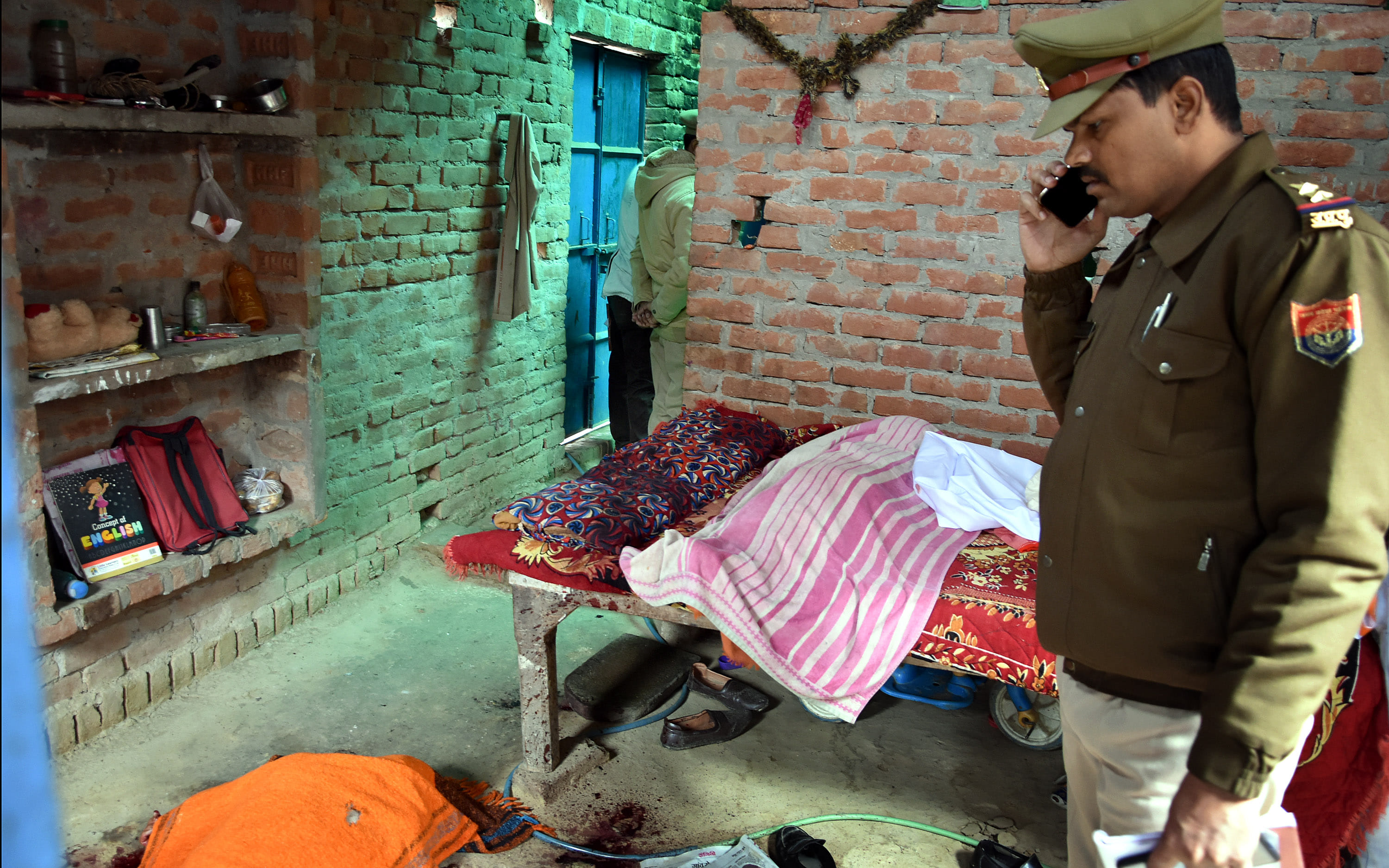 Sonu's face crushed with silbatte, chisels and blows on the innocent
