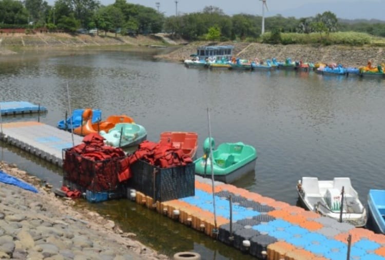 Suicide Tower of Sukhna Lake Chandigarh Favourite Shooting Spot for Bollywood