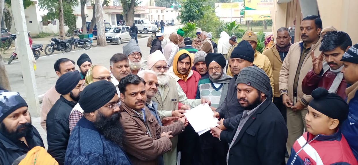Sikh society takes out a procession against Pakistan