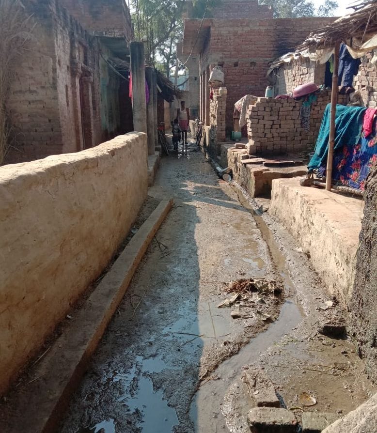 Ambulance could not reach even in need in Banikhas village