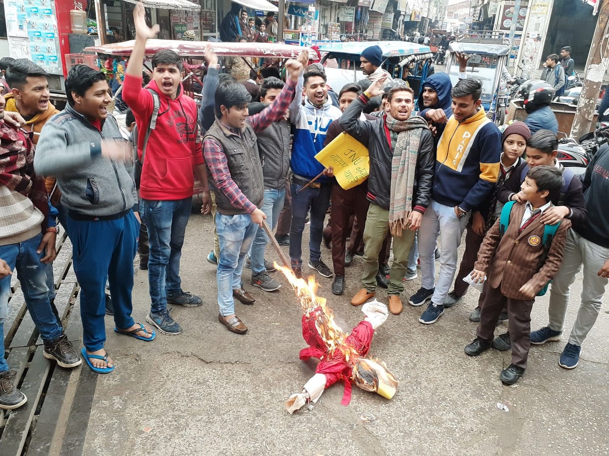 AVBP burnt effigy in protest against attack in JNU