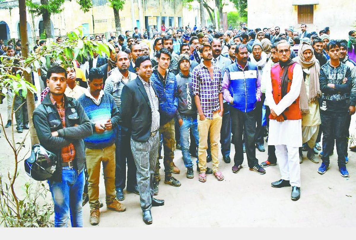 Ssp Suspended 10 Policeman Seven Send To Jail in Case of Gun Shot in Court