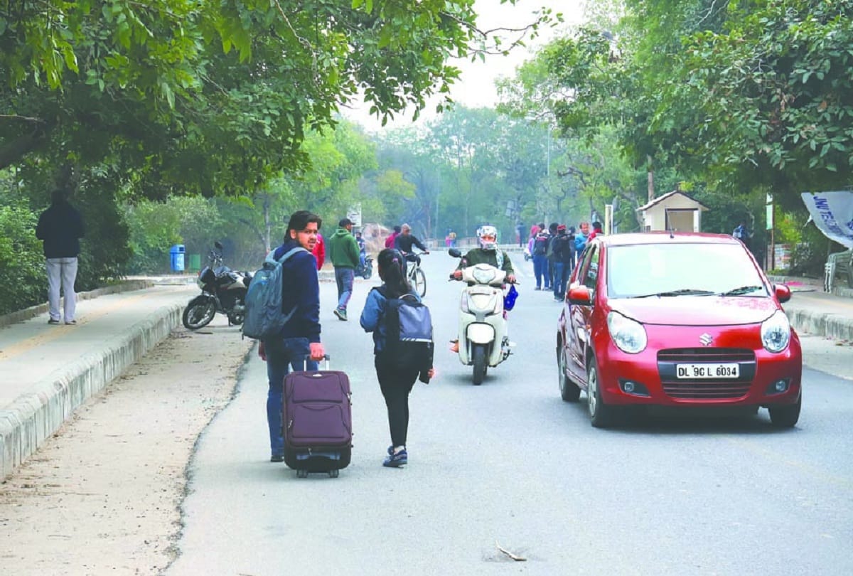 Students leave campus and return home after jnu violence