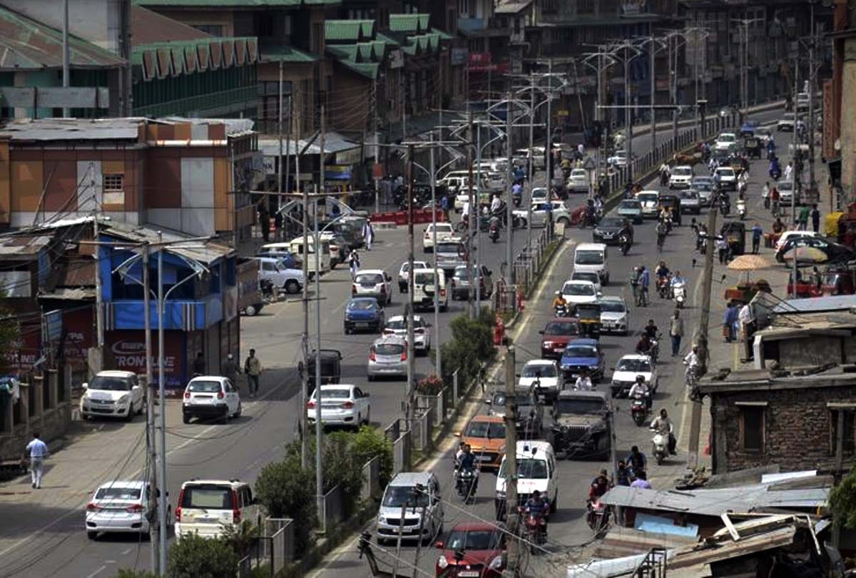 J&K: Hindi and Dogri language missing from city sign boards under Smart City