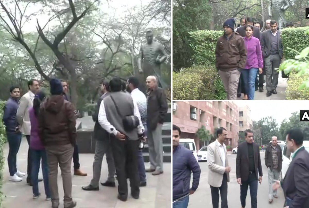 jnu violence Yogendra created a WhatsApp group for security
