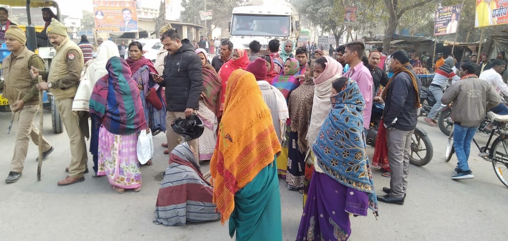 murder case : highway hold in badahalganj