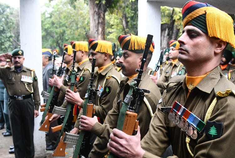 Last farewell of Lieutenant General Prem Nath Hoon with military honors