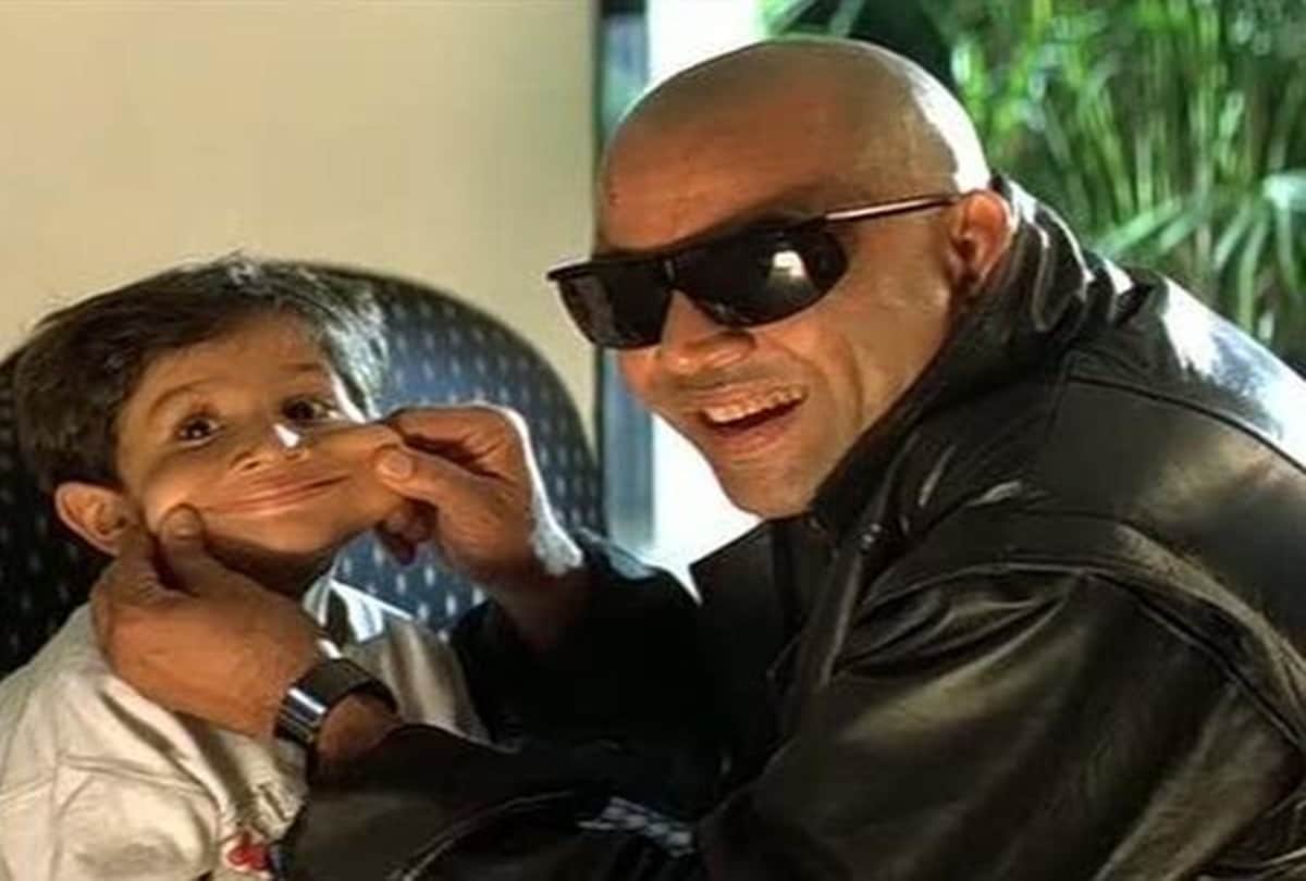 Chunky pandey, kader khan, shakti kapoor, paresh rawal, Vijay Raj Bollywood Comedy Actor Who Played Negative Role