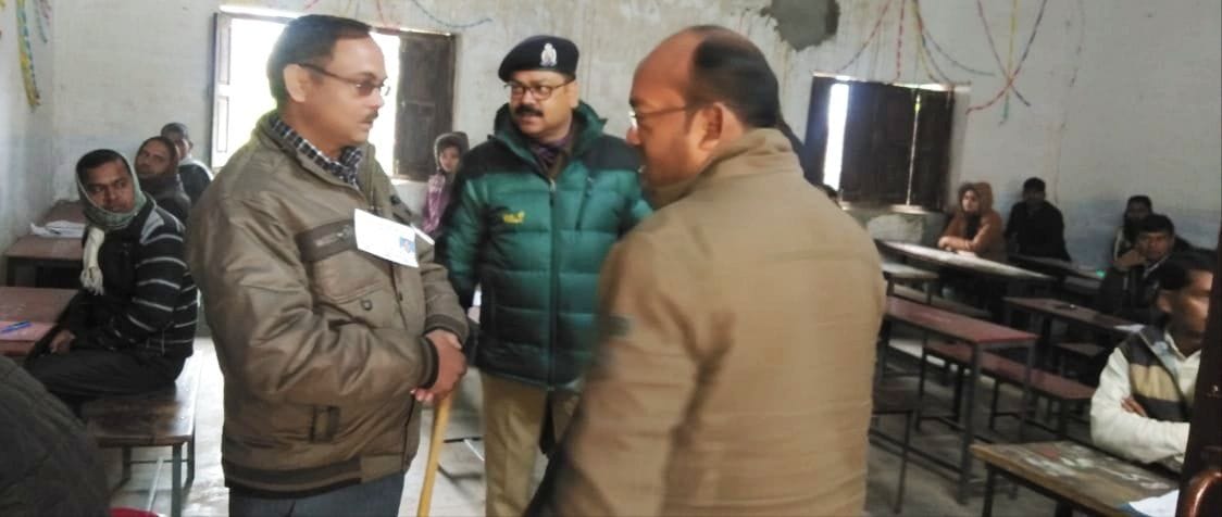The rain could not stop the candidates of teacher eligibility test