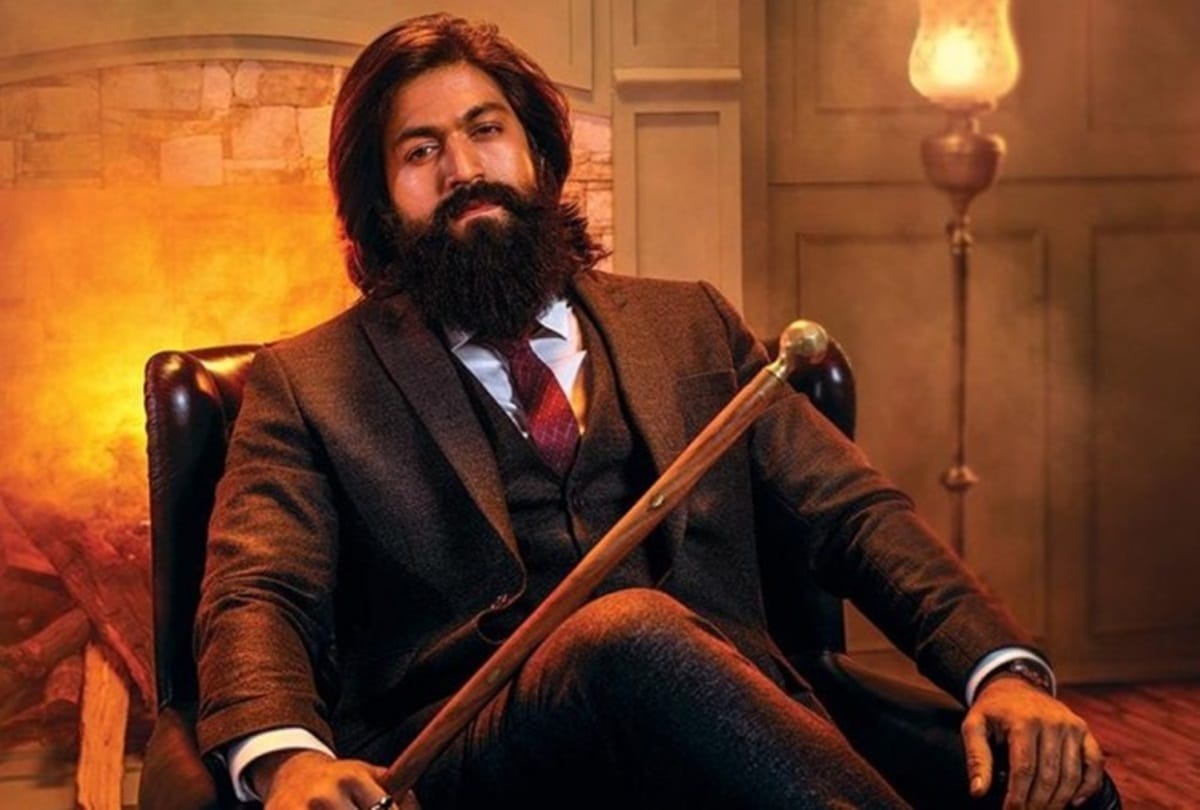 actor yash shifts a 7 star hotel for family safety due to corona
