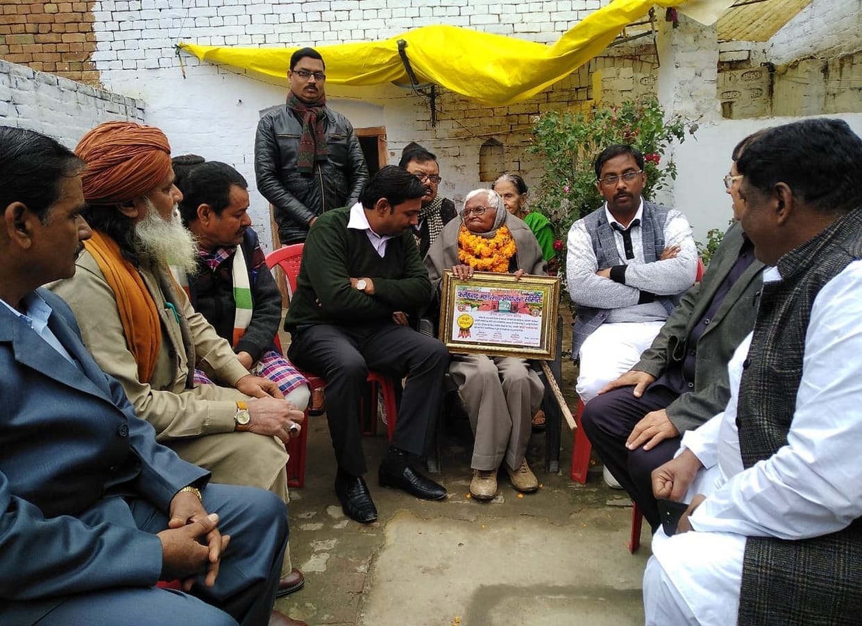 Dr. Kaiser Ali conferred Fakhr-e-Farrukhabad