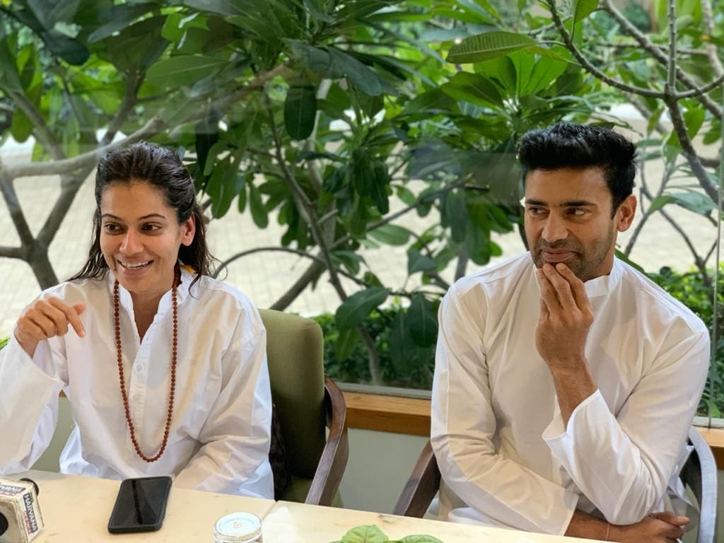 deepika padukone arrives at jnu to promote the film-payal rohatgi