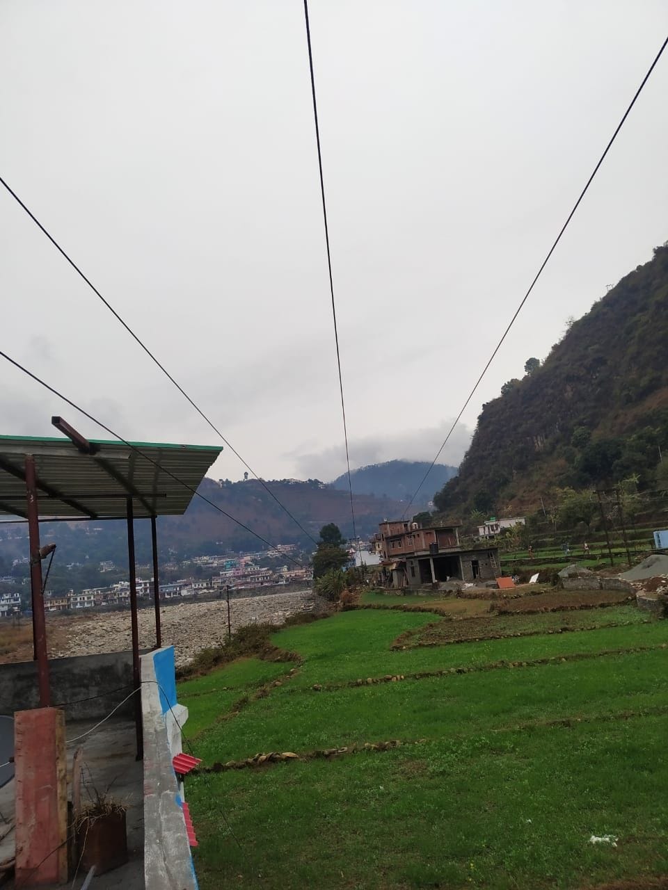 Lightning struck, three thousand people affected