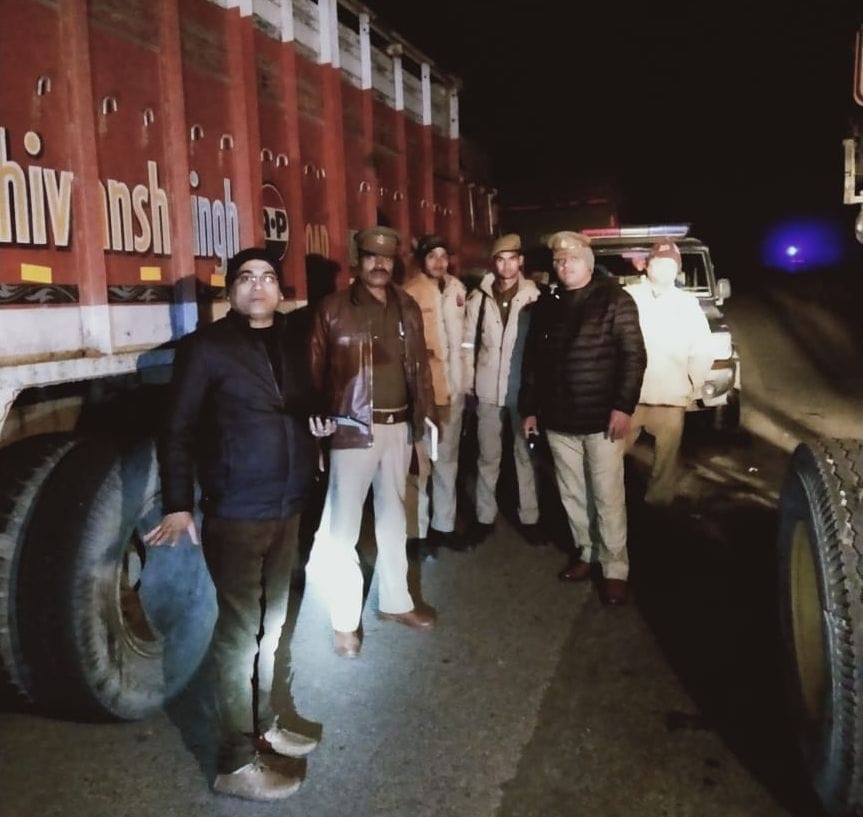 Driver absconded with blunt 39 truck-dumper