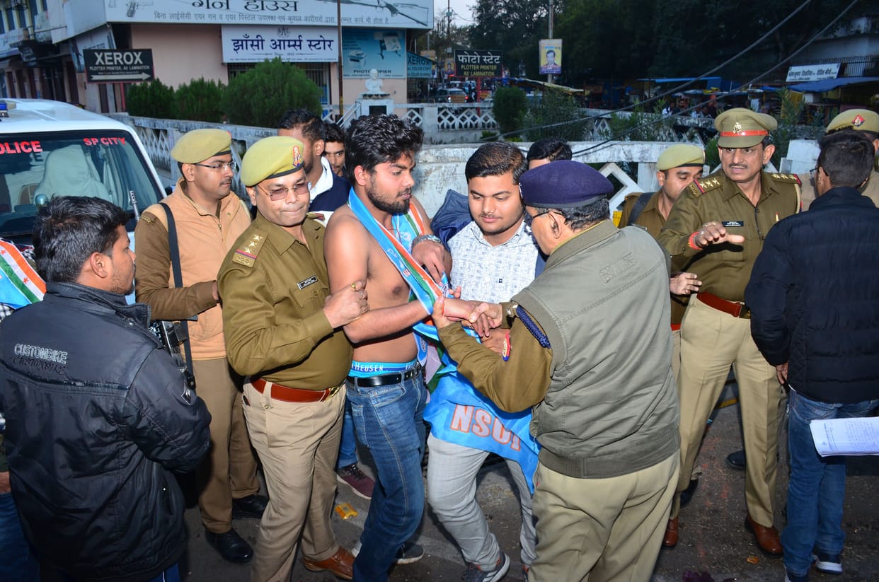 protest against jnu violence