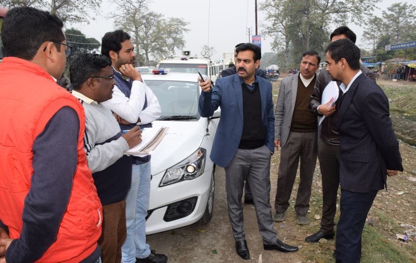 DM unhappy over service lane not starting in NH-87