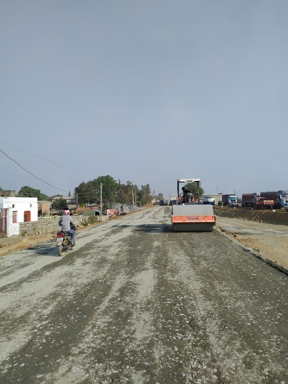 jhansi khajuraho forlane work slow due to encroachment