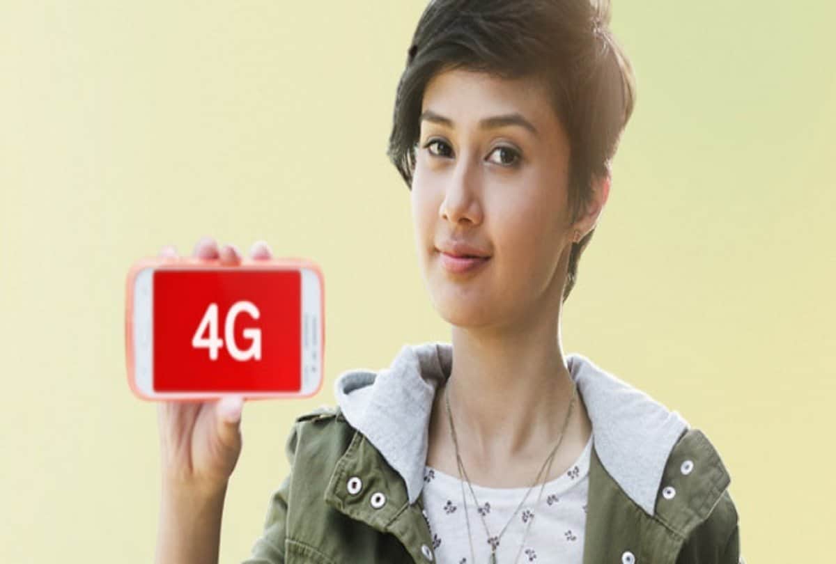 is Airtel 4G girl fame Sasha Chettri is dating music director and singer Sachin Gupta