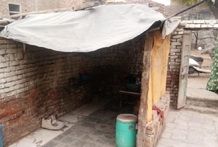 NRI couple help Sunny Hindustani's Family