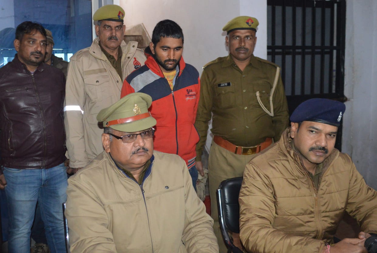 Hathras: Husband murdered by wife in association with lover