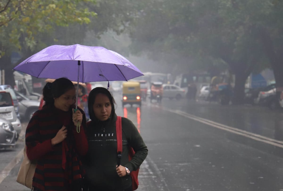 delhi ncr north india mercury dips after snowfall rain temperature likely to dip more after 12 jan