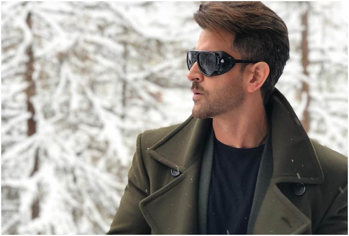 Hrithik Roshan: Birthday Special: Hrithik Roshan Perfect Body Gym Workout And Eating Habits