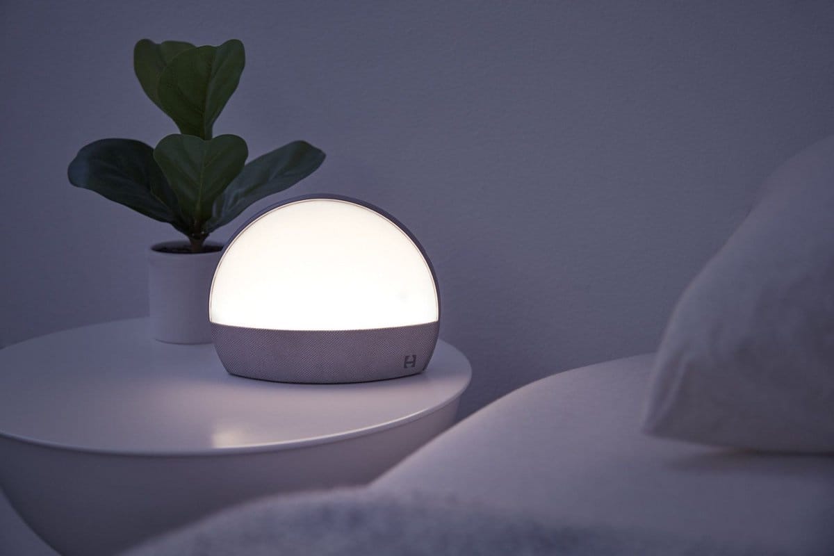 CES 2020 : टेबल लैंप रखेगा नींद पर निगाह, ईयरफोन करेगा ब्लड प्रेशर की निगरानी