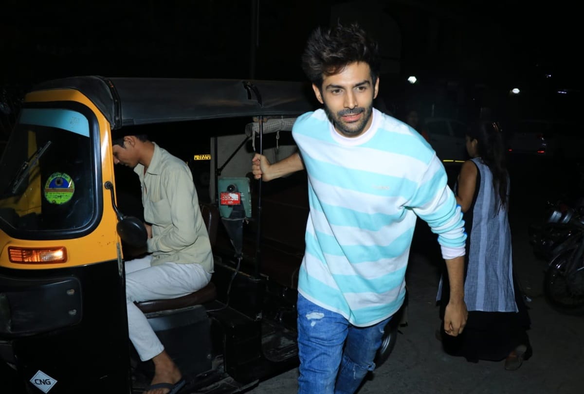 Kartik Aaryan three film deal with a leading had been put on hold know the truth of this viral news