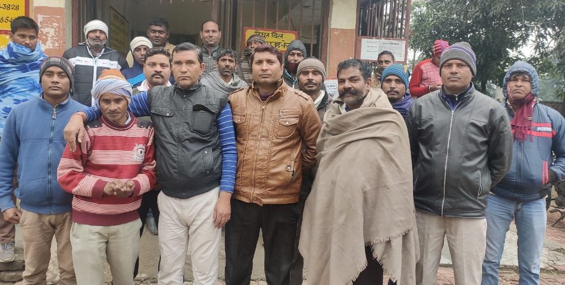 contract workers once again start strike