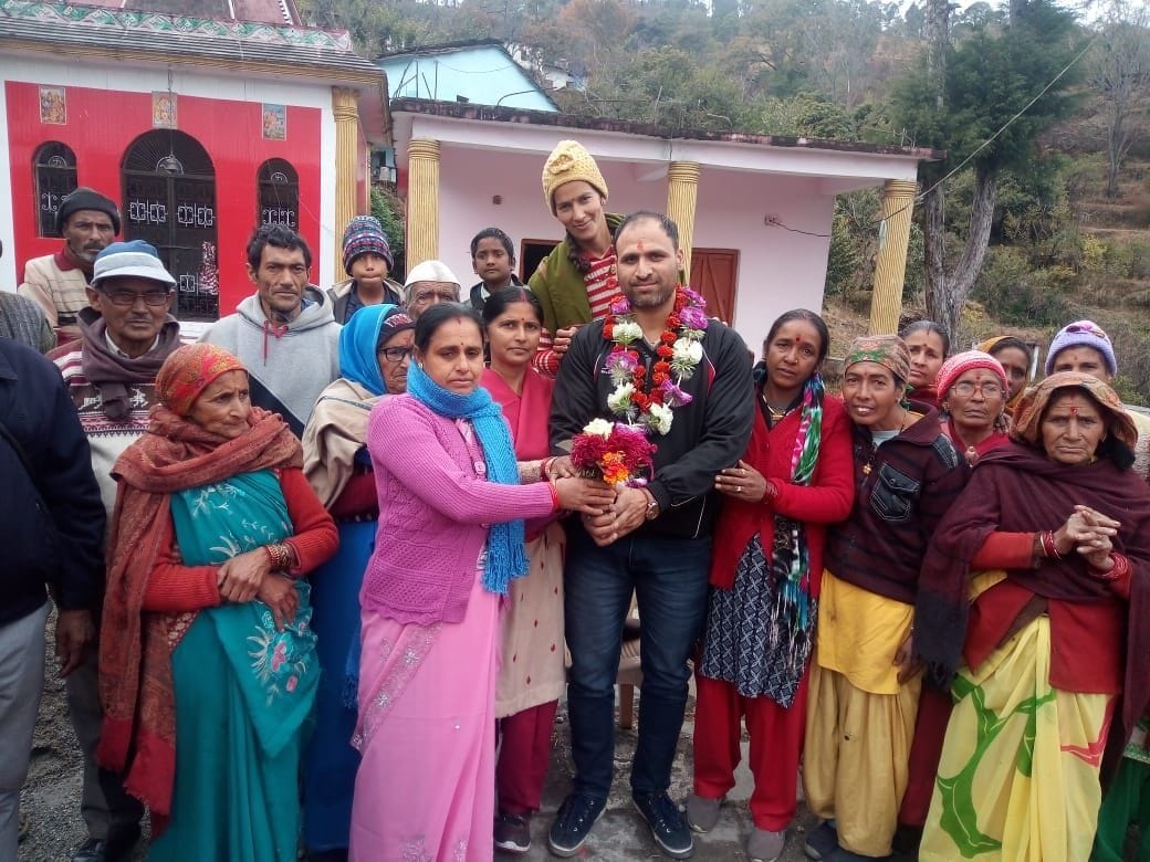 Ganesh who won India gold medal in Moscow welcomed