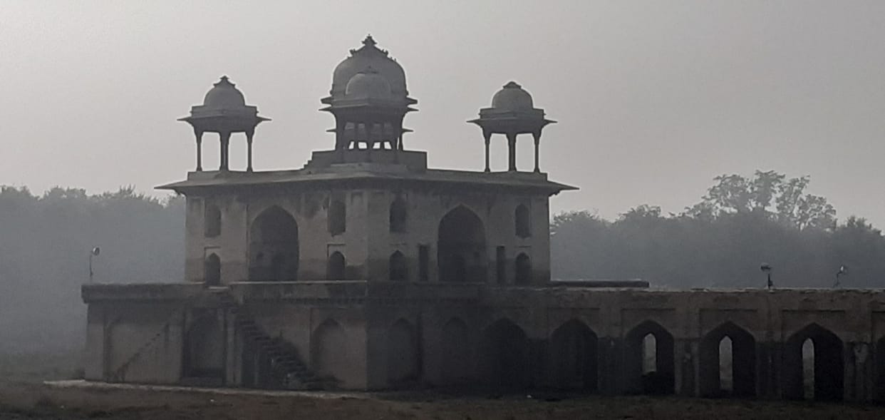 jalmahal has sea adoped to 25 rupeeys