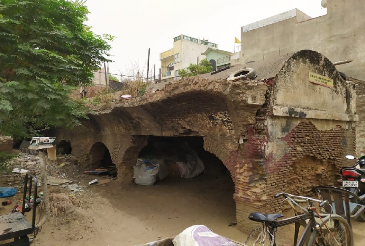 400 years old Mughal Sarai found in Shyam Park of sahibabad