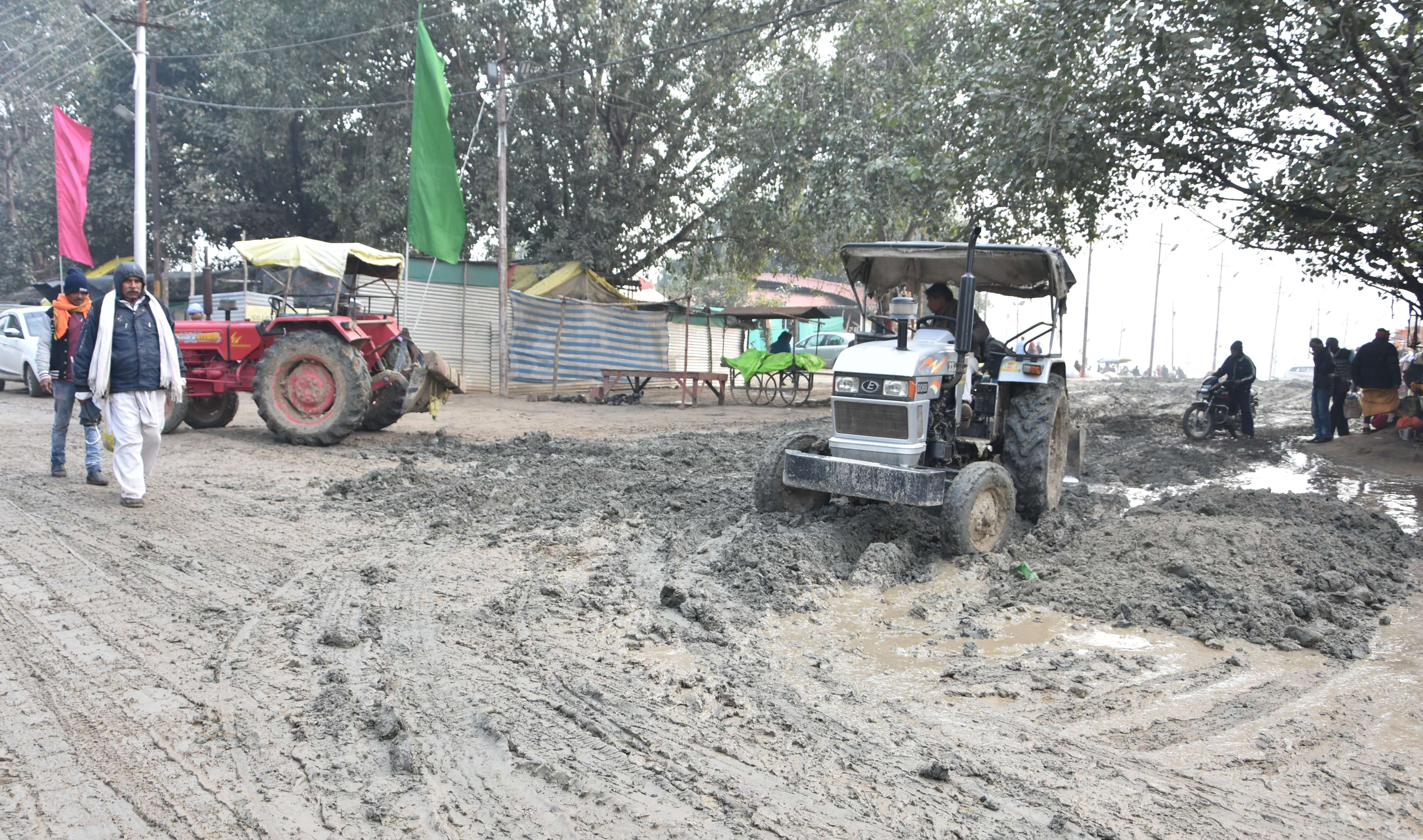 Troubles in Magh Mela, rain, water logging, slippery mud