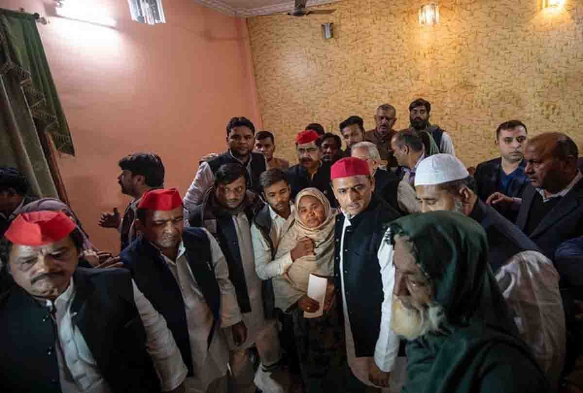 akhilesh yadav attack's on yogi adityanath and talk about nrc and caa