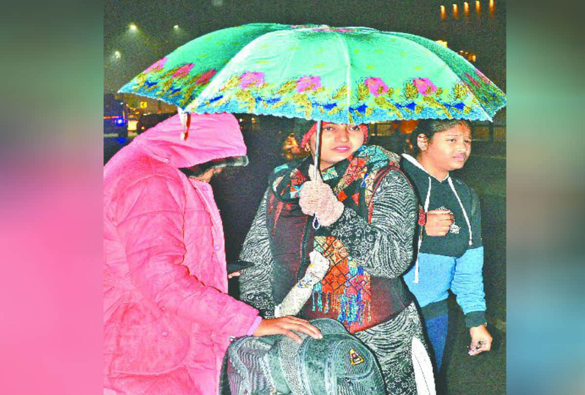 Rain in Winter of january Second Week Cold Day of City