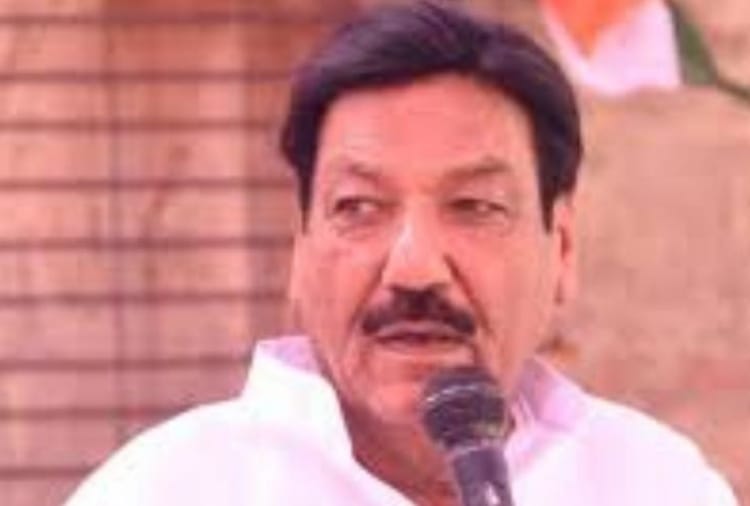 Haryana power minister Ranjit Singh Chautala's Press conference in Chandigarh