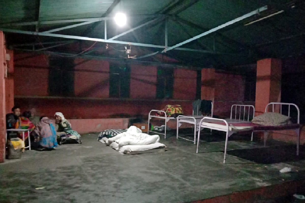 The negligence of SBD District Hospital has been exposed in Saharanpur city