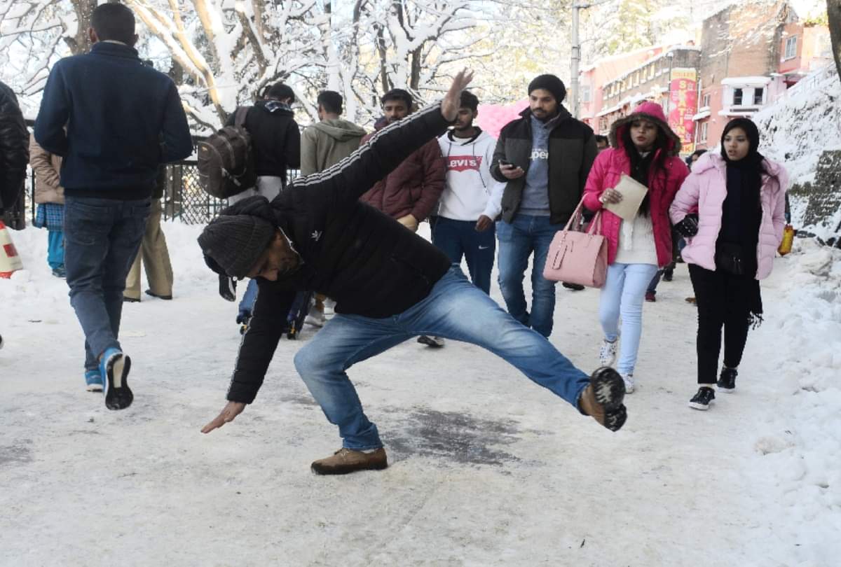 Snow becomes deadly in Shimla, one dead, 20 injured after slipping in snow