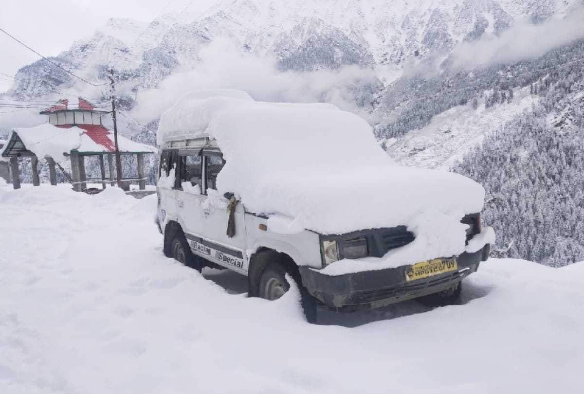Heavy rain-snowfall warning in half of Himachal, Yellow alert issued