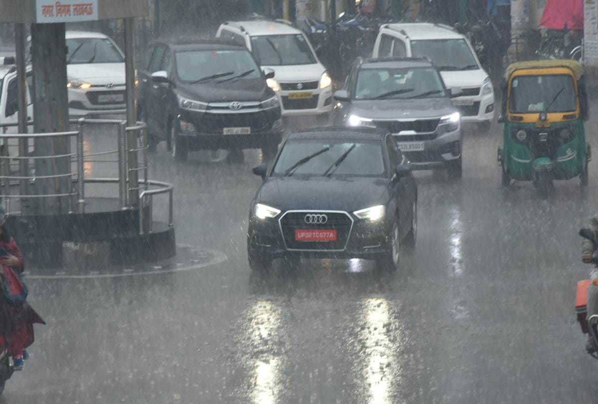 rain in lucknow, maximum temperature recorded 14.8 degrees celsius