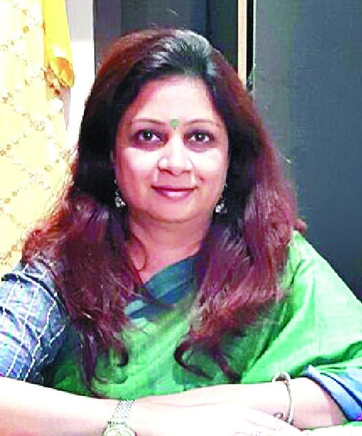 Old shawls not worthless, women are getting designer clothes made