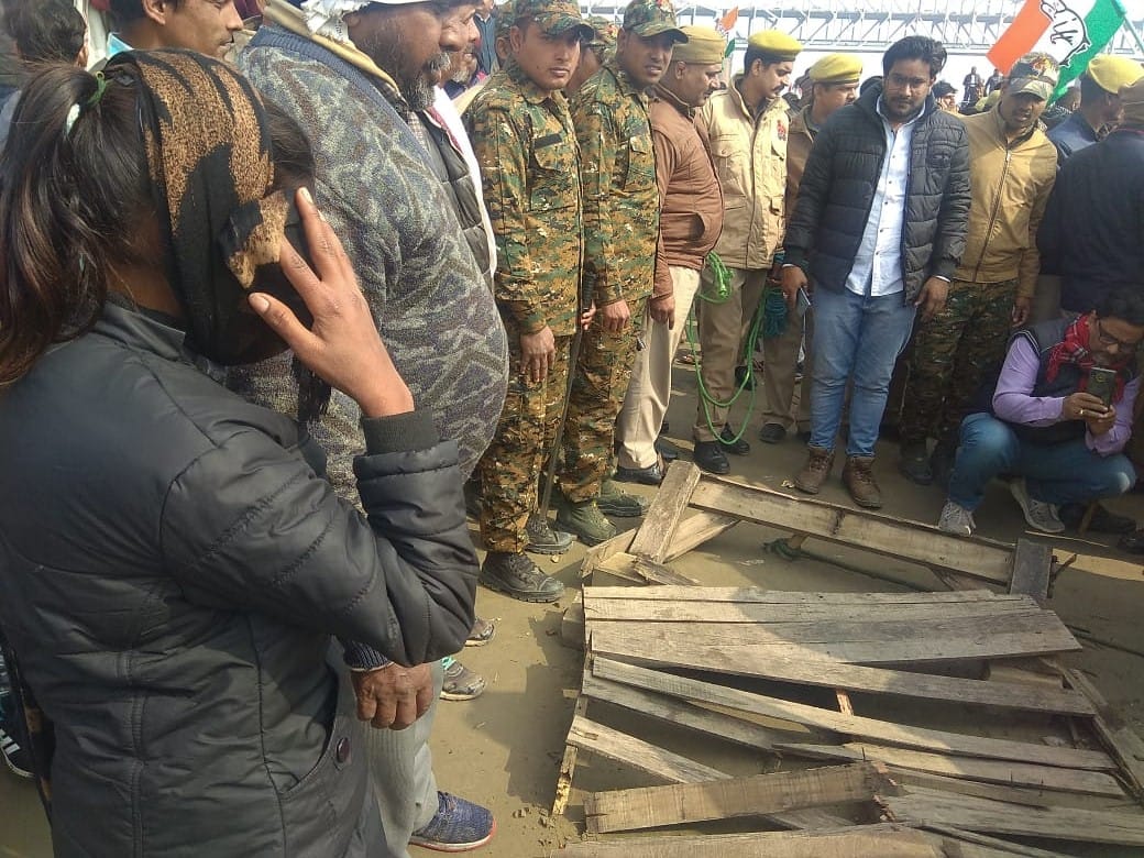 When the uncontrolled crowd broke Priyanka's sight at Ravidas Ghat, Budhna's outpost wept.