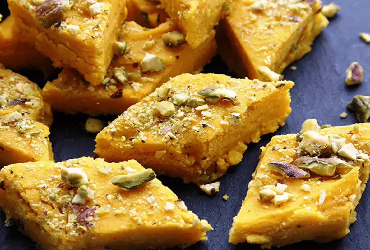 sweet cravings solution recipe to make makhana badam barfi