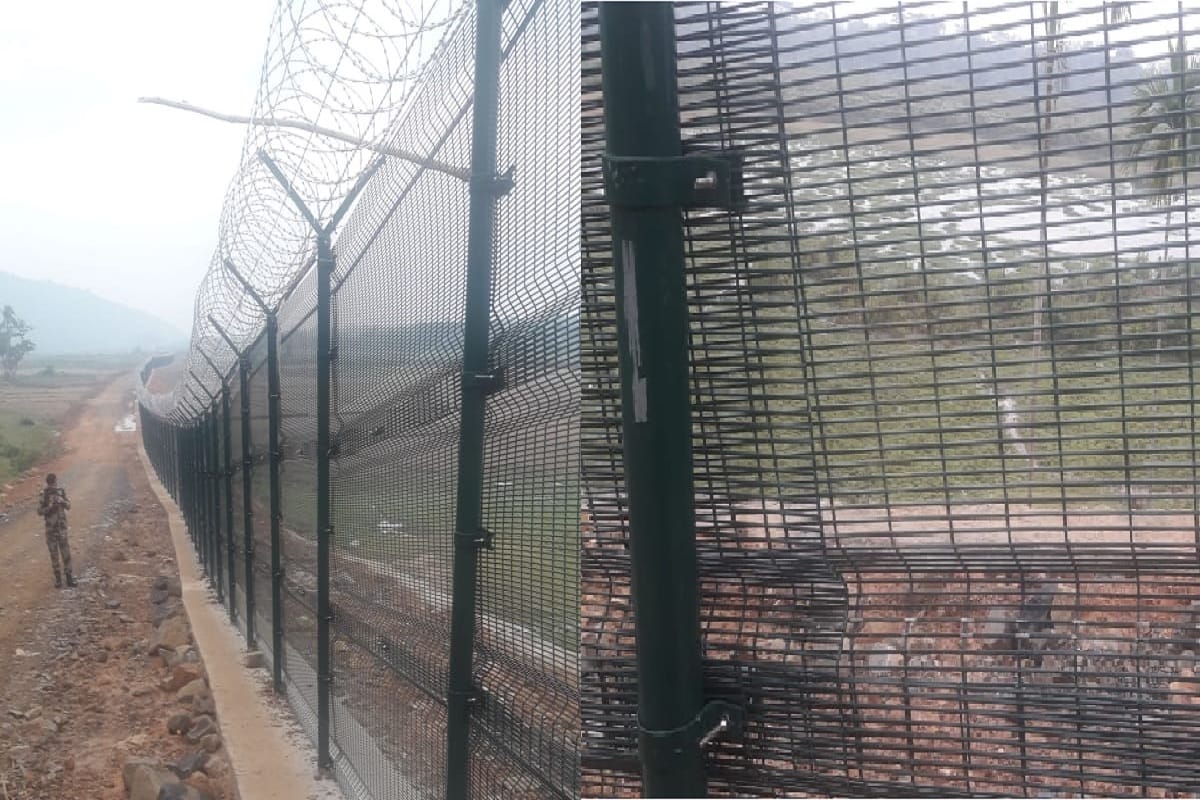 BSF installing indo bangla and indo pak border with electric fencing