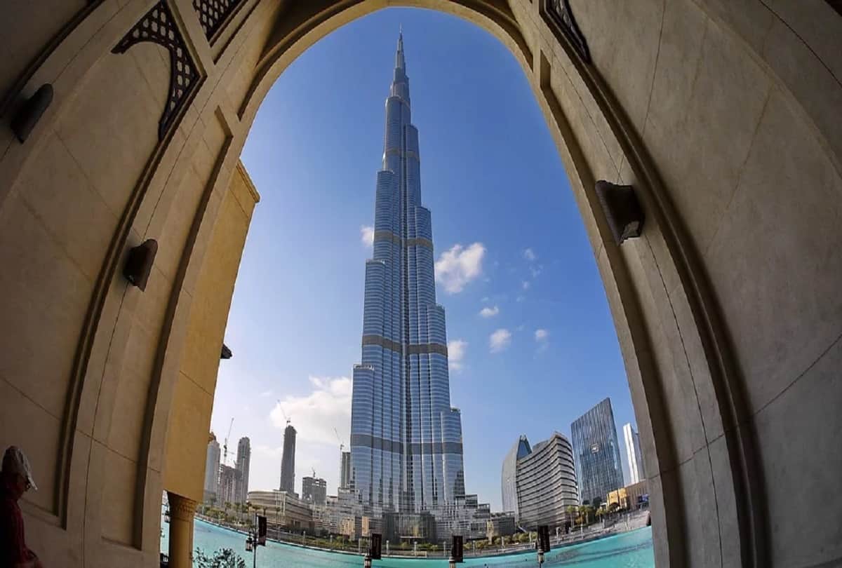 Indian flag shines on Burj Khalifa celebs who owns flat in burj khalifa Mohanlal Sherlyn Chopra