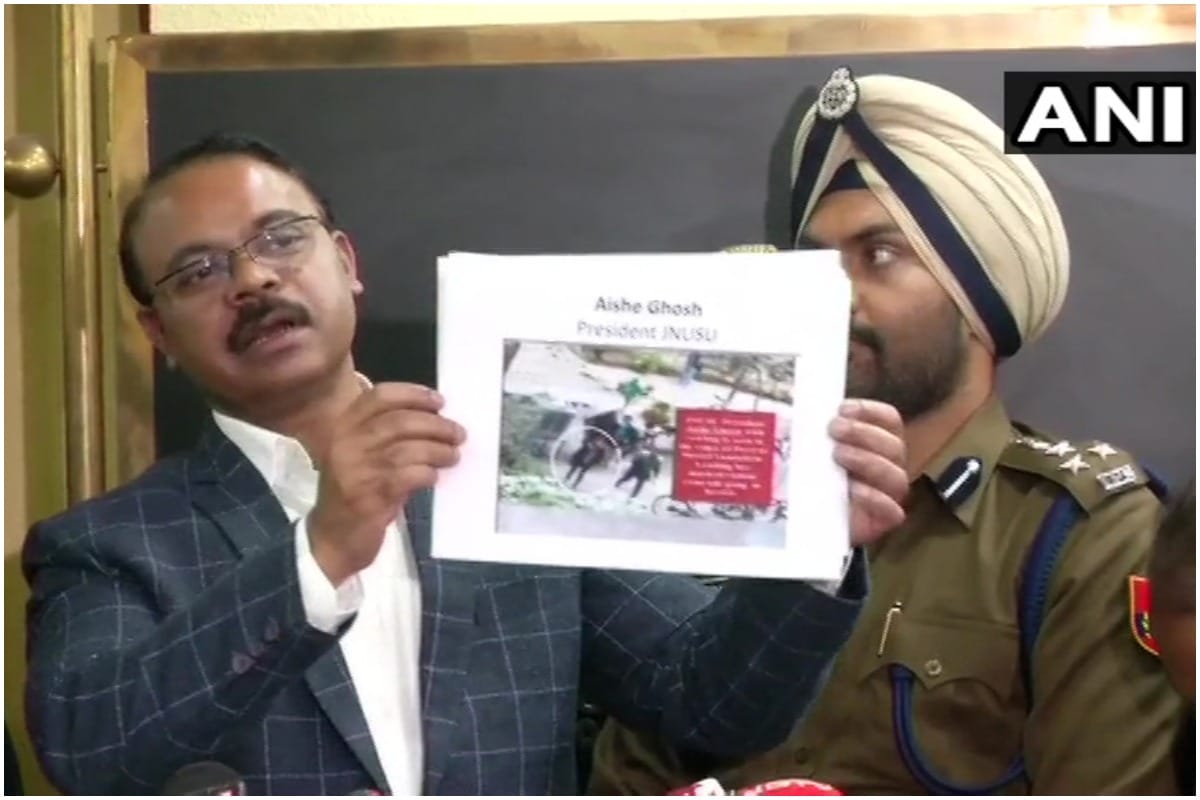 JNU violence: delhi police keep mum on maskmen who attacked students