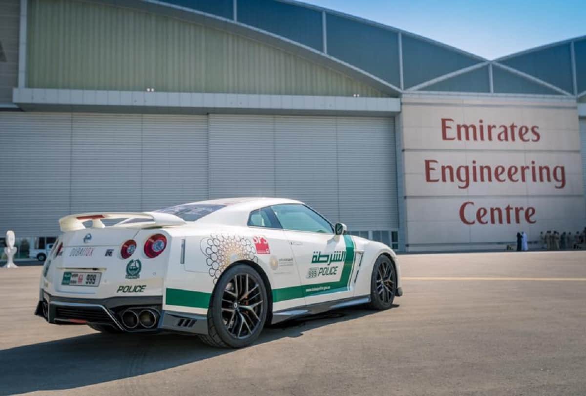 dubai police cars dubai police adds audi r8 coupe v10 to its fleet of ultra capable expensive performance cars dubai police cars collection