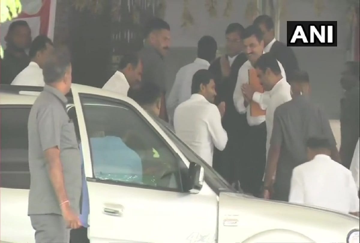 Andhra Pradesh CM YS Jagan Mohan Reddy arrives at special CBI court disproportionate assets case