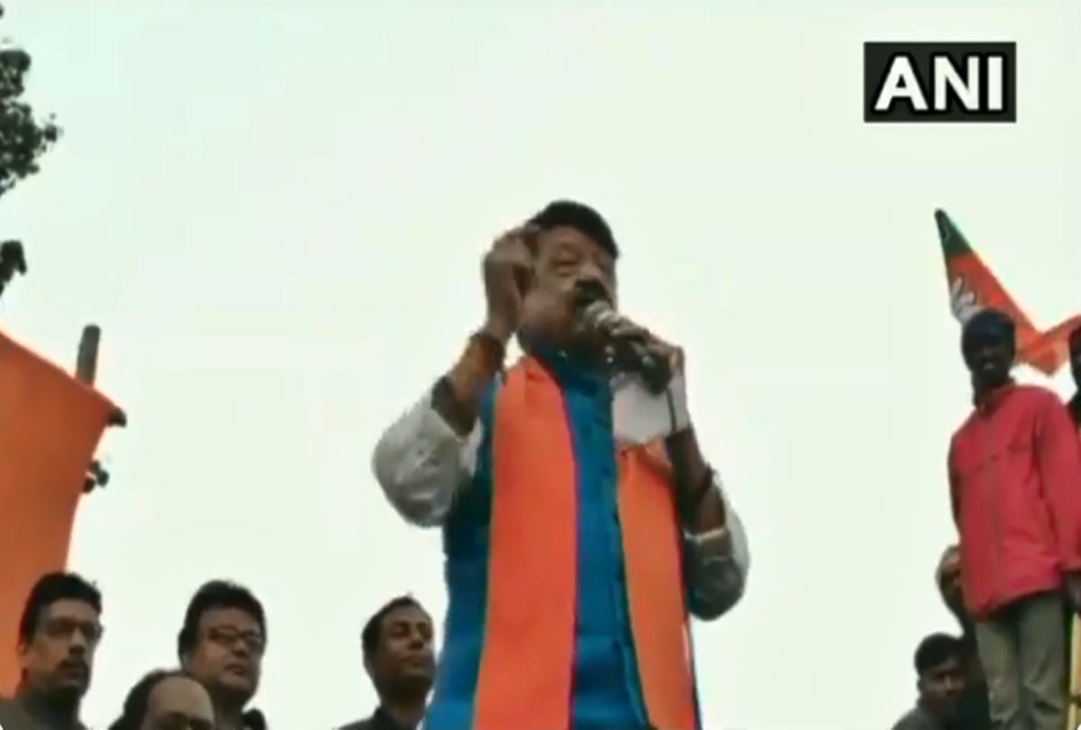 Kailash Vijayvargiya controversial statement over Govt officials in Purulia, West Bengal