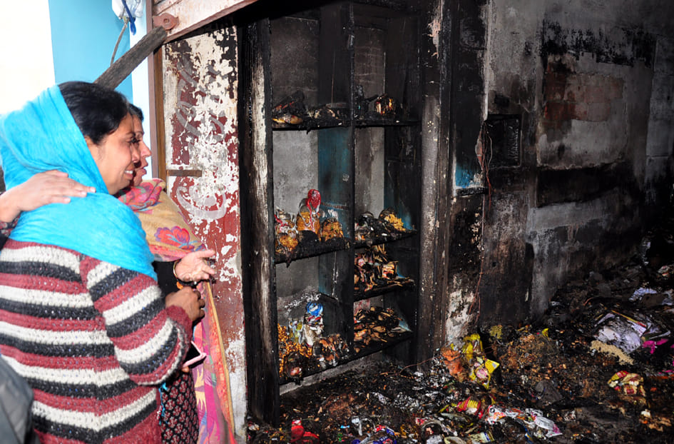 House fire due to sparking in power line